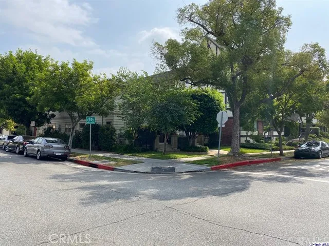 244 N Kenwood Street, Glendale, California 91206