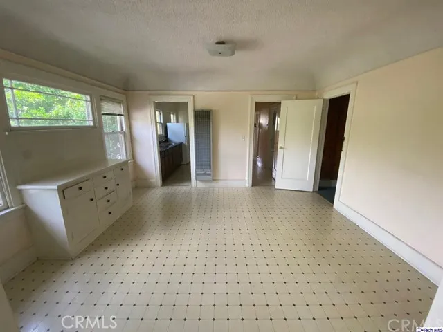 244 N Kenwood Street, Glendale, California 91206
