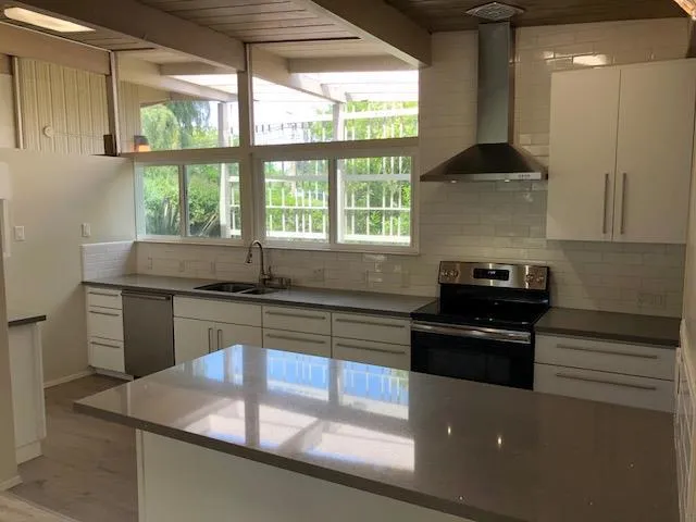 428 E Charleston Road, Palo Alto, California 94306