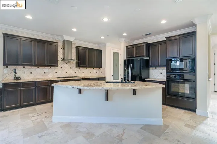 2261 Demartini Lane, Brentwood, California 94513