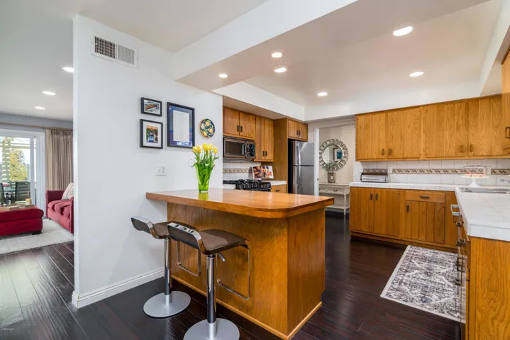 Breakfast Bar