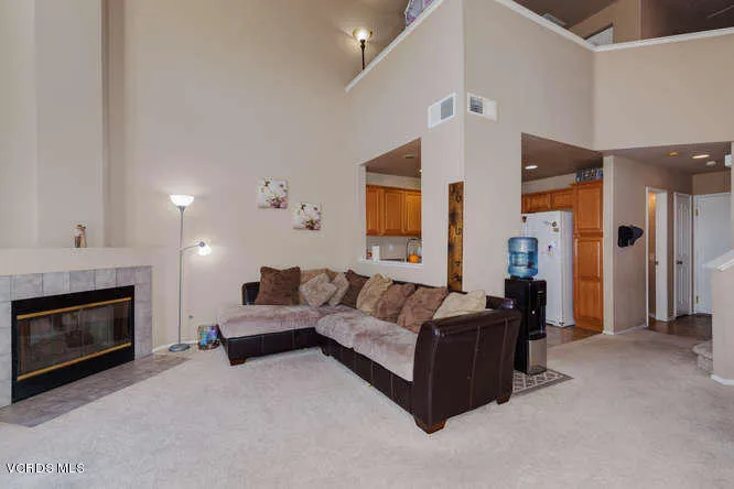 734 Moby Dick Ln Oxnard CA-small-021-009