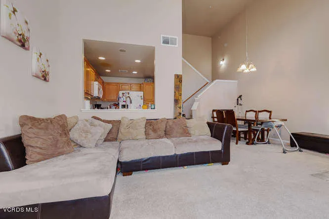 734 Moby Dick Ln Oxnard CA-small-022-016