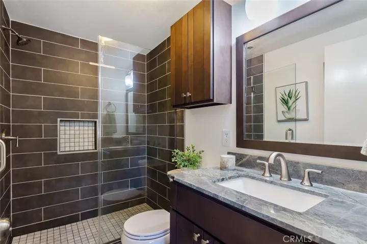 729 S Knott Avenue 107, Anaheim, California 92804