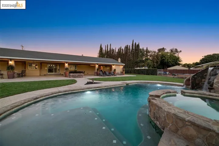 31 Cunha Rd, Brentwood, California 94513