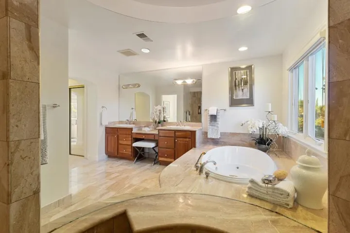 15866 Mina Way, Saratoga, California 95070
