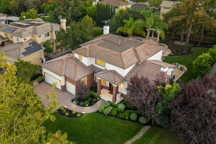 15866 Mina Way, Saratoga, California 95070
