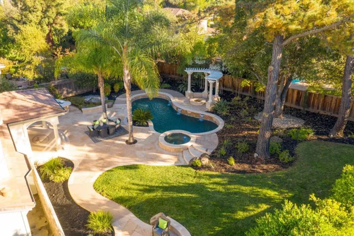 15866 Mina Way, Saratoga, California 95070
