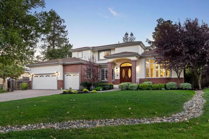 15866 Mina Way, Saratoga, California 95070