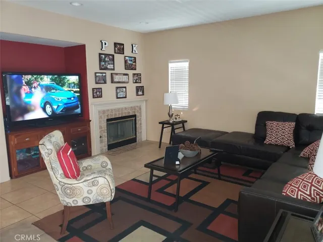 14334 Jackrabbit Lane, Victorville, California 92394