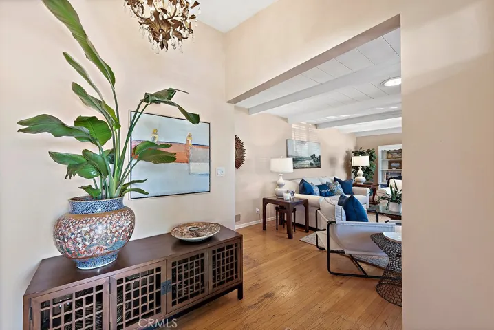 145 Mcknight Drive, Laguna Beach, California 92651