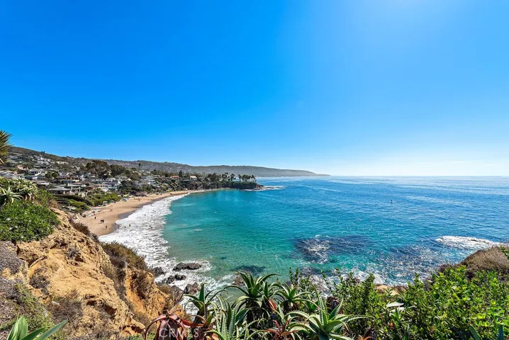 145 Mcknight Drive, Laguna Beach, California 92651