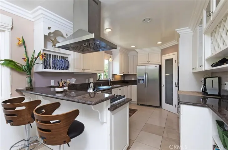 145 Mcknight Drive, Laguna Beach, California 92651