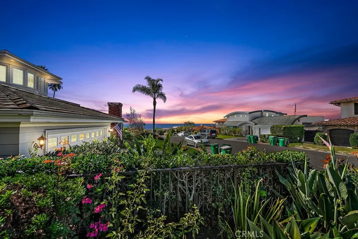 145 Mcknight Drive, Laguna Beach, California 92651