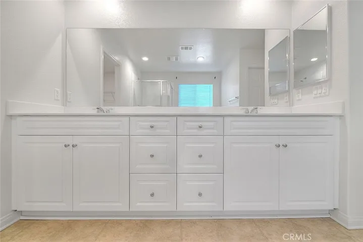 2785 E Howlett Land, Ontario, California 91762