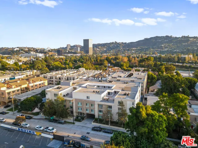 10878 Bloomfield Street 211, North Hollywood, California 91602