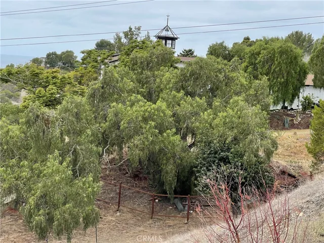 30 Peppertree Drive, Rancho Palos Verdes, California 90275