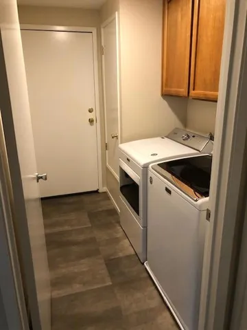 1689 Via Laguna, San Mateo, California 94404