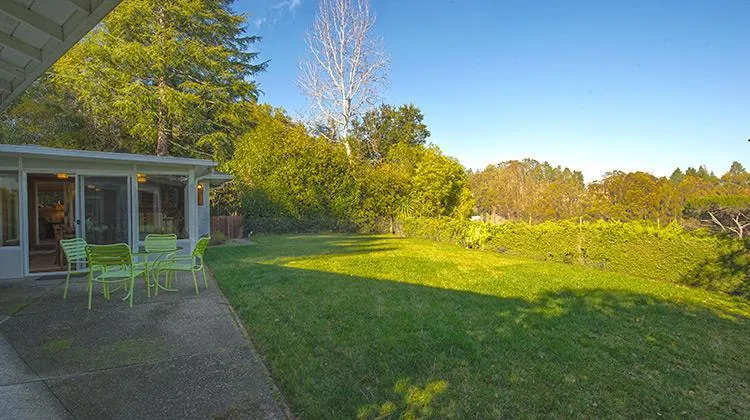 343 Moseley Road, Hillsborough, California 94010