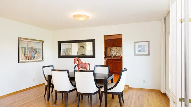 343 Moseley Road, Hillsborough, California 94010