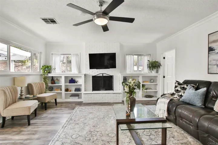 10341 Del Rio Road, Spring Valley, California 91978