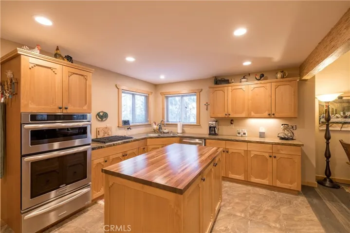 41471 Comstock Lane, Big Bear, California 92315
