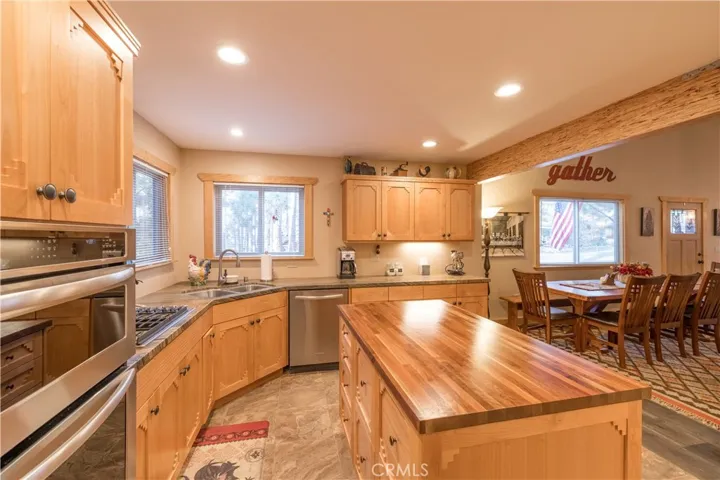41471 Comstock Lane, Big Bear, California 92315
