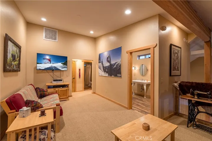 41471 Comstock Lane, Big Bear, California 92315