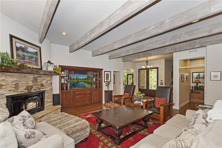 27434 Meadow Bay, Lake Arrowhead, California 92352