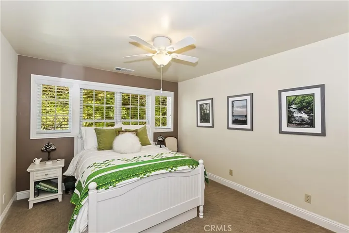 27434 Meadow Bay, Lake Arrowhead, California 92352