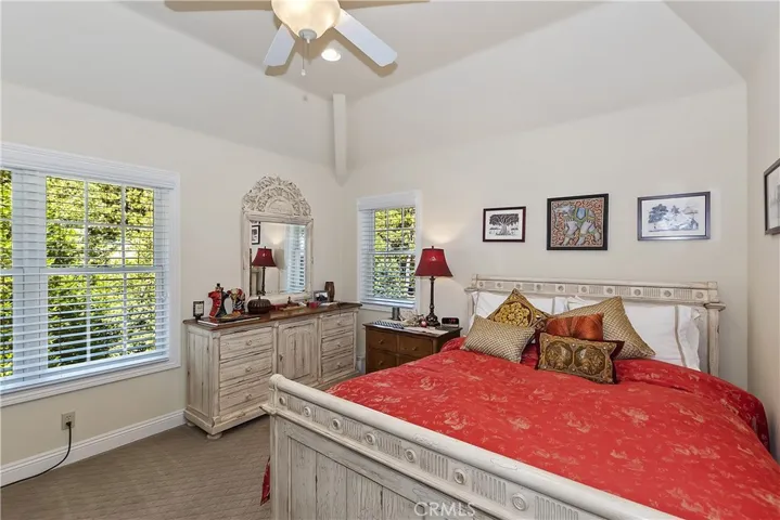 27434 Meadow Bay, Lake Arrowhead, California 92352