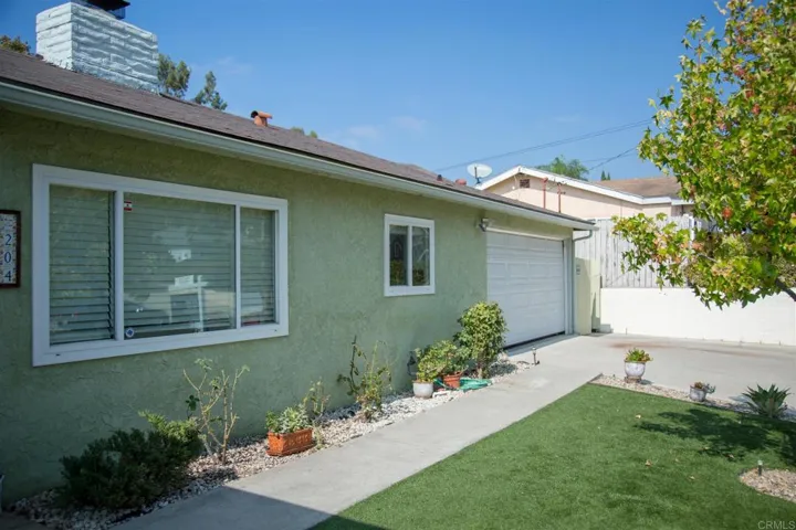 204 Garden Grove Lane, El Cajon, California 92020