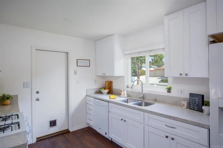 204 Garden Grove Lane, El Cajon, California 92020