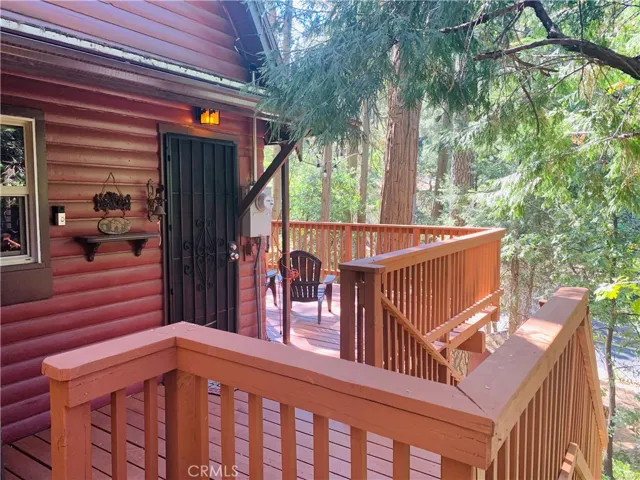 859 Fern Drive, Crestline, California 92325