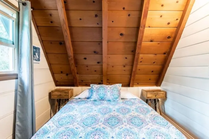 859 Fern Drive, Crestline, California 92325