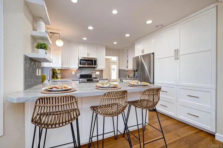1950 Avenida La Posta Avenue, Encinitas, California 92024