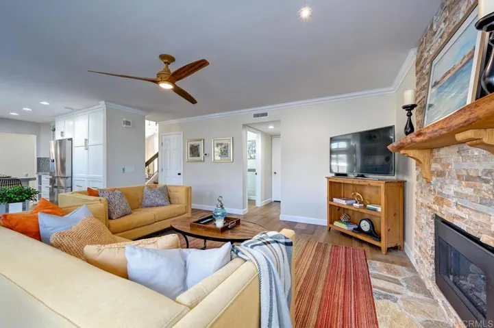 1950 Avenida La Posta Avenue, Encinitas, California 92024
