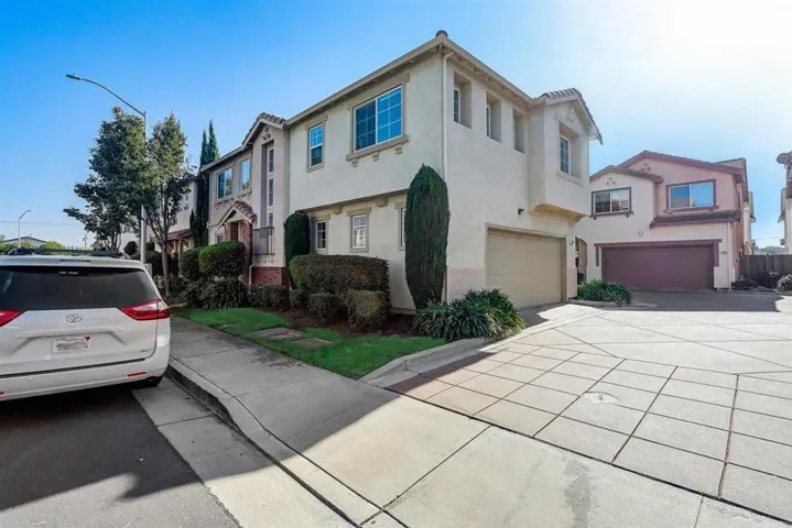 2144 Kingsbury Circle, Santa Clara, California 95054