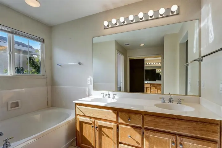 2144 Kingsbury Circle, Santa Clara, California 95054