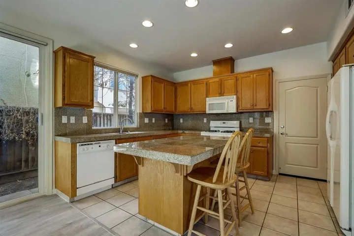 2144 Kingsbury Circle, Santa Clara, California 95054