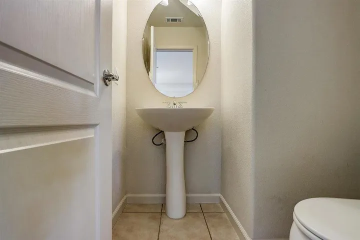 2144 Kingsbury Circle, Santa Clara, California 95054