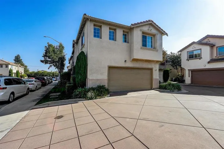 2144 Kingsbury Circle, Santa Clara, California 95054
