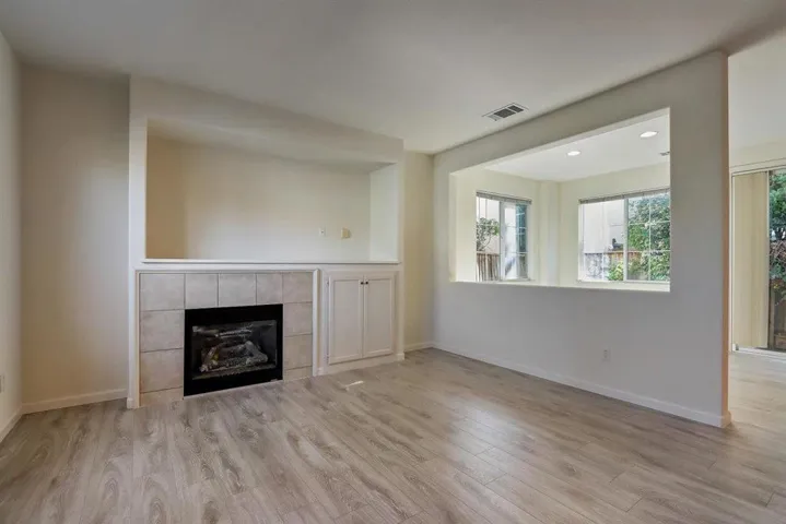 2144 Kingsbury Circle, Santa Clara, California 95054