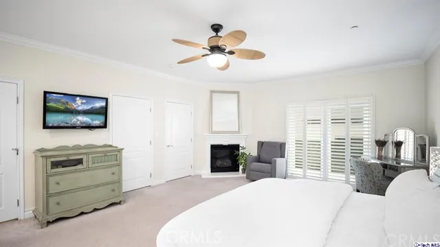 118 S Clark Drive 204, West Hollywood, California 90048