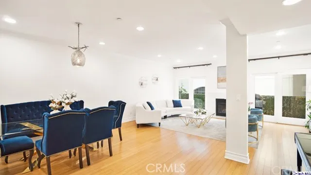 118 S Clark Drive 204, West Hollywood, California 90048