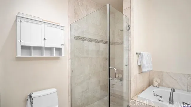 118 S Clark Drive 204, West Hollywood, California 90048