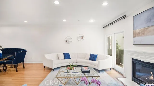 118 S Clark Drive 204, West Hollywood, California 90048