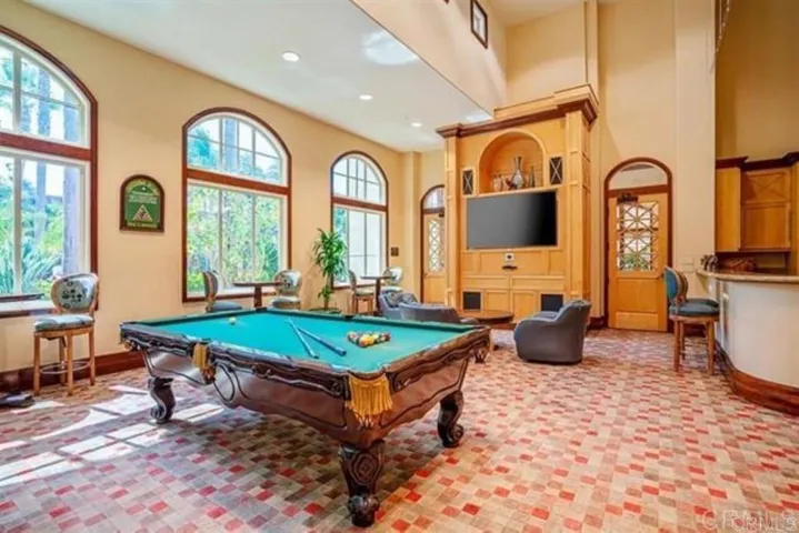 9229 Regents Road L201, La Jolla, California 92037