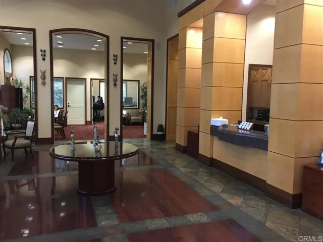 Concierge & Business center with computers and printer for residents