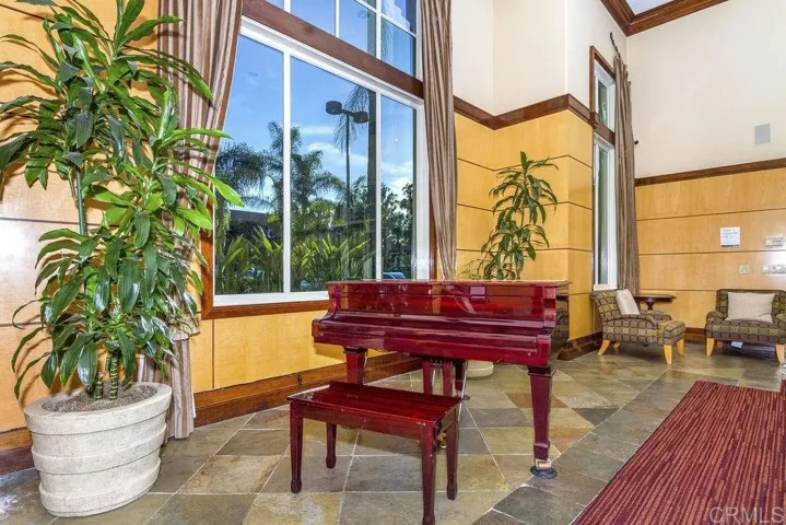 9229 Regents Road L201, La Jolla, California 92037
